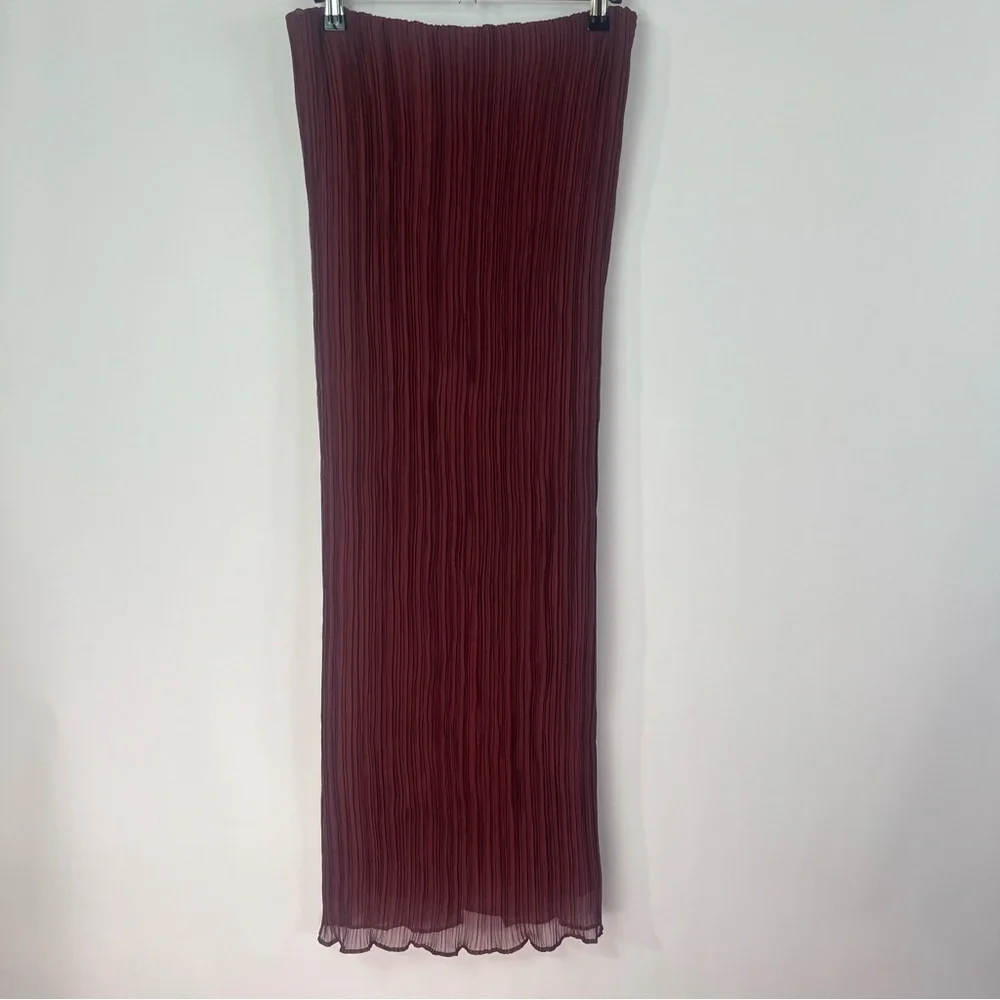 2/$30 Topshop Plisse Straight Midi Skirt in Maroon sz 8
